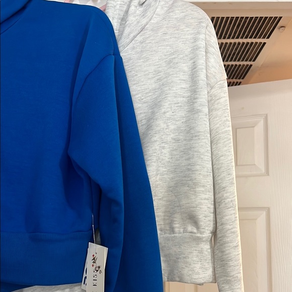 Cropped Hoodies Set - Picture 5 of 5